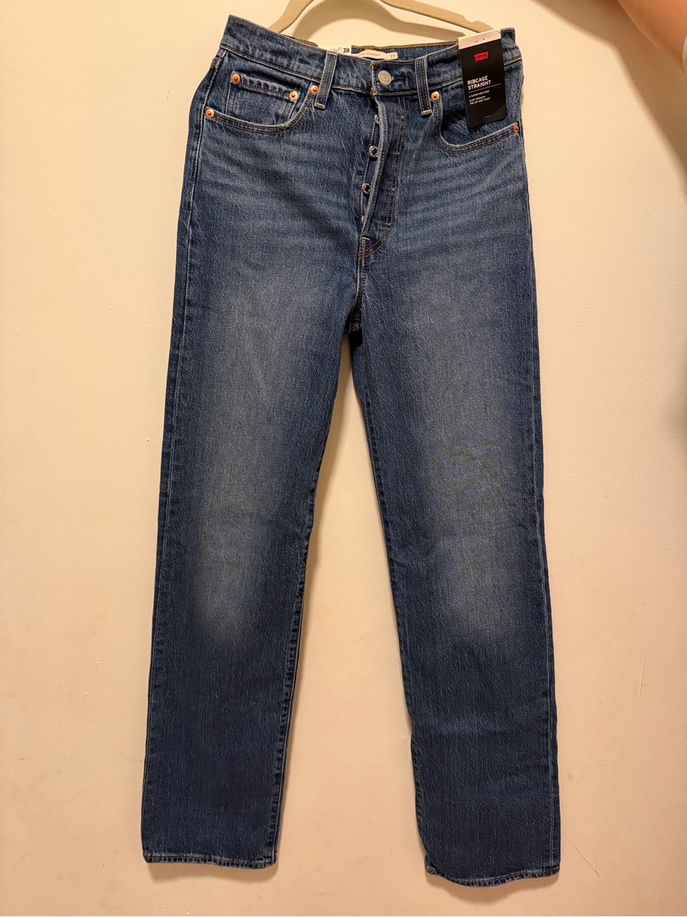 Levi's Men's Straight Jeans in Medium Blue